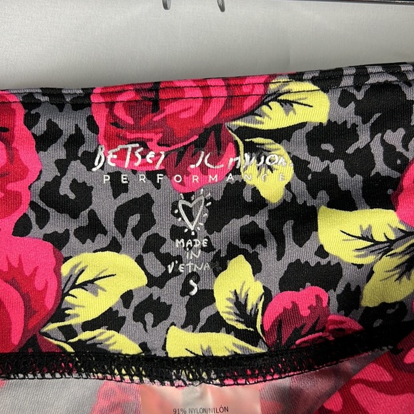 Betsey Johnson Active Capri Legging Sz:S - Picture 8 of 9